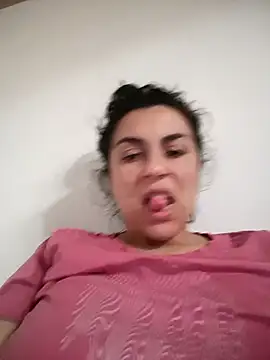 Snapshot of vanessa-titisM chatting on October 25, 2025, 4:46 pm vanessa-titisM online show from October 25, 2025, 4:46 pm