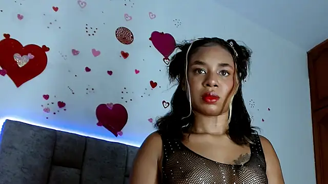 ebony joness online show from November 28, 2025, 11:18 pm