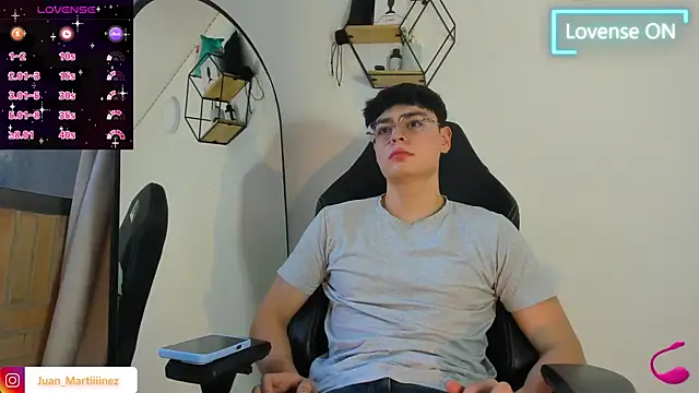 Snapshot of Im_Juaniito chatting on September 20, 2025, 9:38 pm Im Juaniito online show from September 20, 2025, 9:38 pm