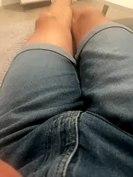 Snapshot of Milike_93 chatting on September 20, 2025, 11:17 pm Milike 93 online show from September 20, 2025, 11:17 pm