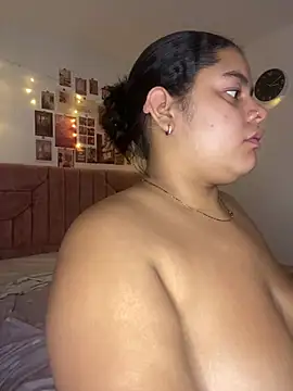 Anabelle 00  online show from February 6, 2026, 3:22 am