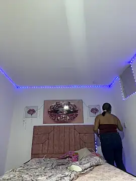 Snapshot of Anabelle_00_ chatting on May 15, 2026, 3:13 am Anabelle 00 online show from May 15, 2026, 3:13 am
