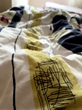 Snapshot of LAZ3R1 chatting on October 26, 2025, 10:54 am LAZ3R1 online show from October 26, 2025, 10:54 am