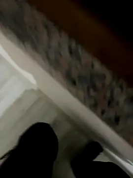 Snapshot of LAZ3R1 chatting on November 12, 2025, 9:25 pm LAZ3R1 online show from November 12, 2025, 9:25 pm