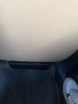 Snapshot of LAZ3R1 chatting on November 17, 2025, 1:39 pm LAZ3R1 online show from November 17, 2025, 1:39 pm