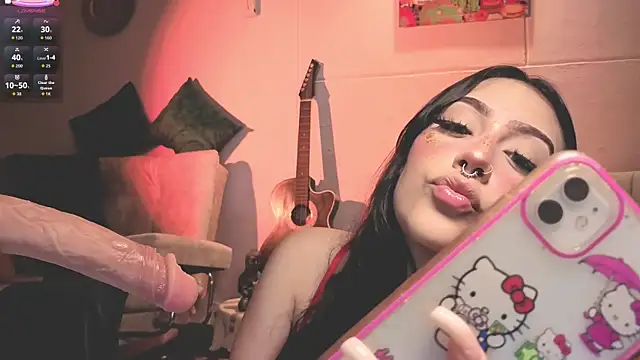 ashlynnlowe  online show from September 20, 2025, 7:37 pm