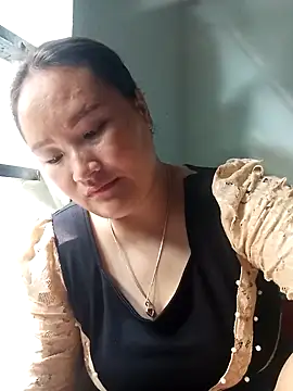 Snapshot of Tamara-a chatting on May 2, 2026, 1:32 am Tamara-a online show from May 2, 2026, 1:32 am