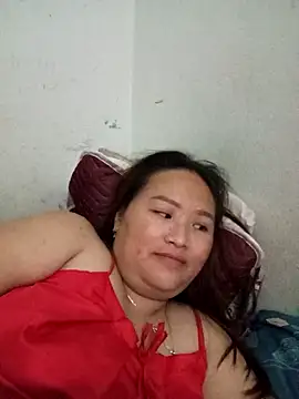 Snapshot of Tamara-a chatting on May 5, 2026, 1:30 pm Tamara-a online show from May 5, 2026, 1:30 pm