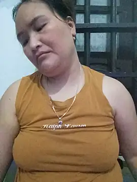 Snapshot of Tamara-a chatting on May 20, 2026, 12:33 pm Tamara-a online show from May 20, 2026, 12:33 pm