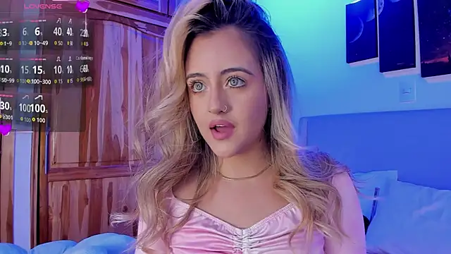 MaryMoon  online show from September 26, 2025, 11:53 pm