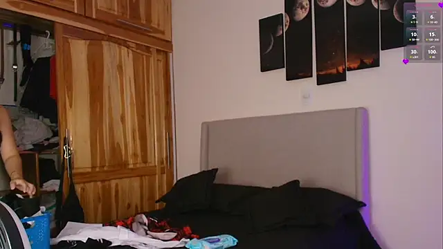 MaryMoon  online show from December 1, 2025, 10:04 pm