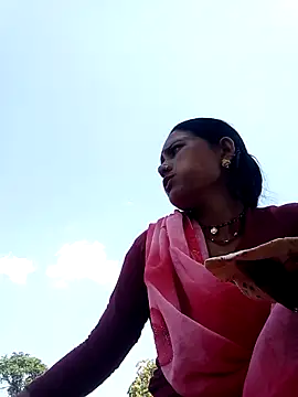 Snapshot of Suman_ji1 chatting on September 23, 2025, 7:55 am Suman ji1 online show from September 23, 2025, 7:55 am