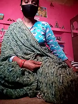 Snapshot of Suman_ji1 chatting on October 23, 2025, 10:19 pm Suman ji1 online show from October 23, 2025, 10:19 pm