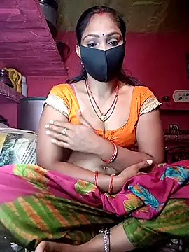 Snapshot of Suman_ji1 chatting on October 28, 2025, 6:21 pm Suman ji1 online show from October 28, 2025, 6:21 pm