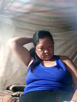 Snapshot of riso-00 chatting on October 15, 2025, 3:01 pm riso-00 online show from October 15, 2025, 3:01 pm