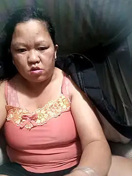 Snapshot of riso-00 chatting on November 2, 2025, 10:56 pm riso-00 online show from November 2, 2025, 10:56 pm