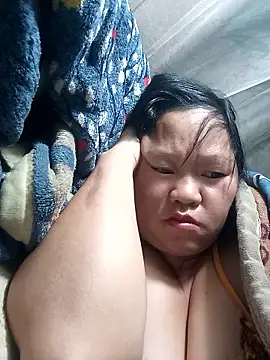 Snapshot of riso-00 chatting on January 13, 2026, 11:43 pm riso-00 online show from January 13, 2026, 11:43 pm