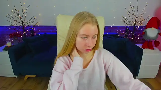 Snapshot of Alina_Blonde chatting on January 14, 2026, 6:41 am Alina Blonde online show from January 14, 2026, 6:41 am