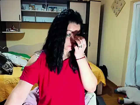 Soffy Skye online show from February 25, 2026, 5:06 am