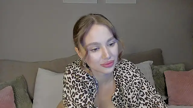 Snapshot of Stefa_Evans chatting on September 19, 2025, 4:29 pm Stefa Evans online show from September 19, 2025, 4:29 pm