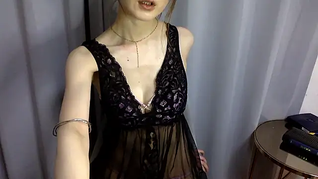 mari maria online show from September 21, 2025, 6:26 am