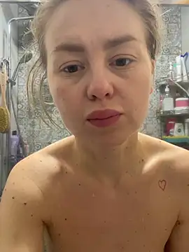 MartaLuna  online show from January 15, 2026, 8:34 pm