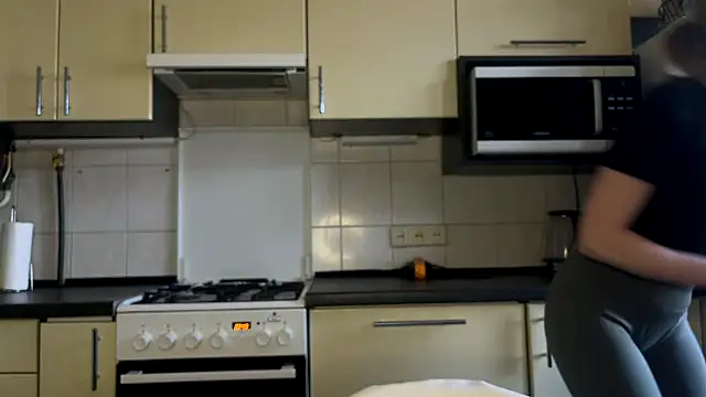 MartaLuna  online show from March 15, 2026, 1:17 pm