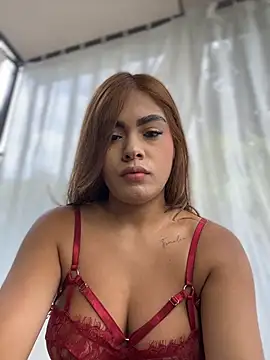 MayaMoanXXX online show from March 9, 2026, 1:15 pm