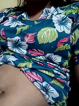 Snapshot of Moni_6969 chatting on October 3, 2025, 10:56 am Moni 6969 online show from October 3, 2025, 10:56 am