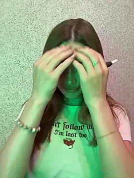 Elizabeth Tay online show from October 10, 2025, 4:50 pm