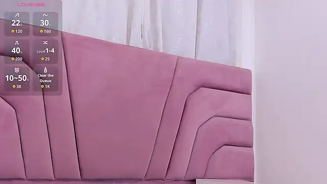 miajhonsonx online show from January 11, 2026, 2:22 pm