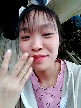 Snapshot of Phuoc_xx chatting on February 19, 2026, 8:10 am Phuoc xx online show from February 19, 2026, 8:10 am