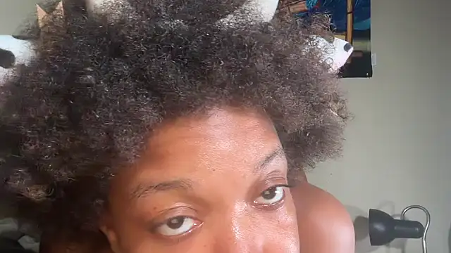 Snapshot of productivepussy chatting on October 7, 2025, 6:10 am productivepussy online show from October 7, 2025, 6:10 am