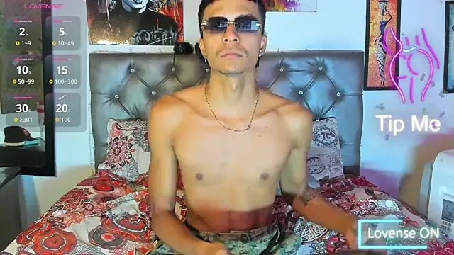 Snapshot of xxKamadevaxx chatting on April 10, 2026, 12:54 pm xxKamadevaxx online show from April 10, 2026, 12:54 pm