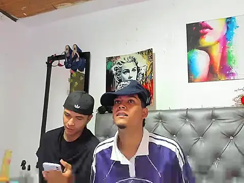 Snapshot of xxKamadevaxx chatting on April 14, 2026, 12:55 pm xxKamadevaxx online show from April 14, 2026, 12:55 pm