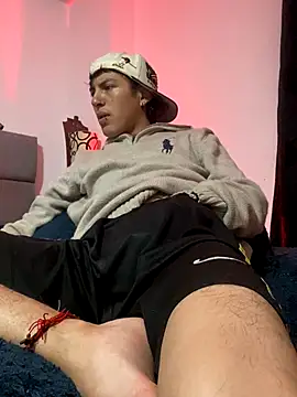 Snapshot of NaytonFreeman chatting on November 12, 2025, 11:21 am NaytonFreeman online show from November 12, 2025, 11:21 am