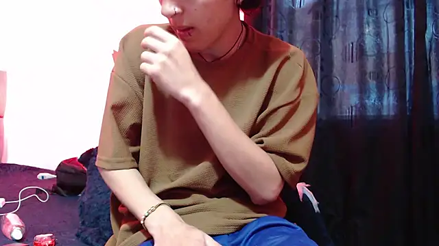 Snapshot of NaytonFreeman chatting on November 26, 2025, 11:22 am NaytonFreeman online show from November 26, 2025, 11:22 am