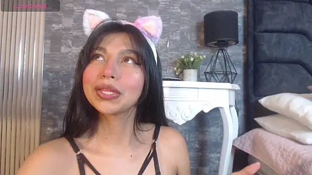 Keila Fg online show from March 3, 2026, 3:34 am