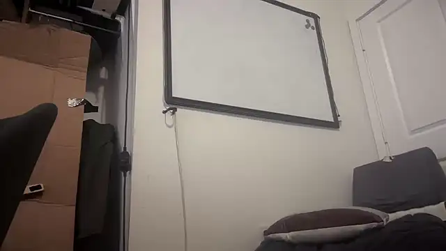 jasoncali305 online show from October 24, 2025, 10:50 pm