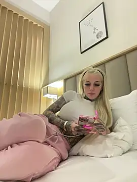 paulinaalatalo online show from February 2, 2026, 5:22 pm