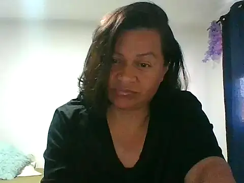 adri89-g online show from September 14, 2025, 10:09 pm