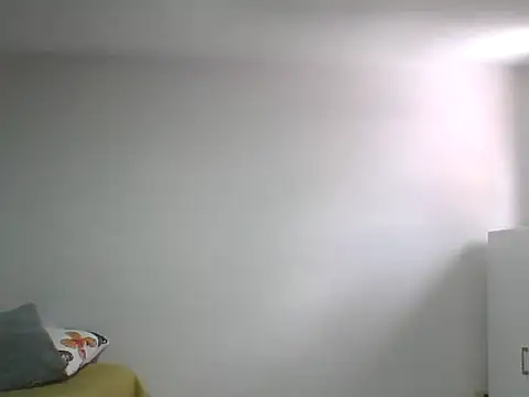 adri89-g online show from November 9, 2025, 4:16 pm