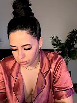 Andrestarr online show from October 6, 2025, 2:47 pm