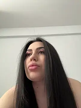 Snapshot of Andrestarr chatting on May 2, 2026, 3:06 pm Andrestarr online show from May 2, 2026, 3:06 pm