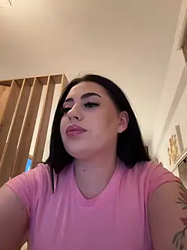 Snapshot of Andrestarr chatting on May 29, 2026, 6:17 pm Andrestarr online show from May 29, 2026, 6:17 pm