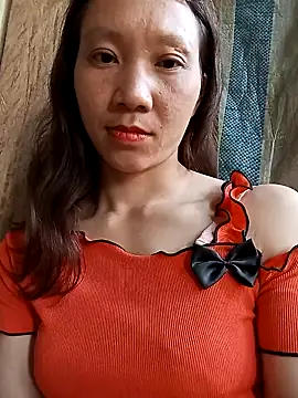 bonnie-00 online show from September 15, 2025, 10:48 am