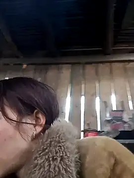 Snapshot of bonnie-00 chatting on February 4, 2026, 3:12 am bonnie-00 online show from February 4, 2026, 3:12 am