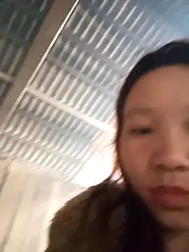 Snapshot of bonnie-00 chatting on February 19, 2026, 12:50 am bonnie-00 online show from February 19, 2026, 12:50 am