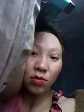 Snapshot of bonnie-00 chatting on April 1, 2026, 2:47 pm bonnie-00 online show from April 1, 2026, 2:47 pm