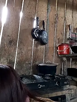 Snapshot of bonnie-00 chatting on April 2, 2026, 5:49 am bonnie-00 online show from April 2, 2026, 5:49 am